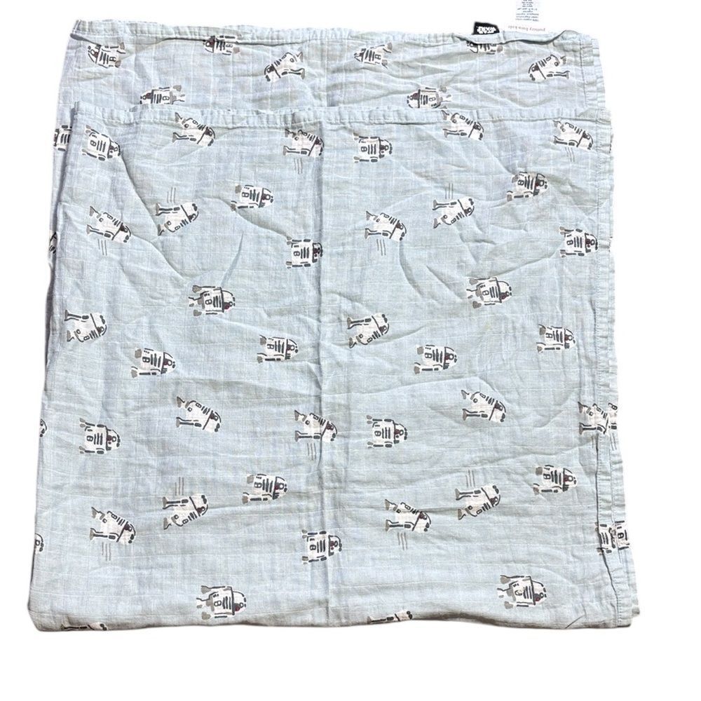 Pottery barn kids Star Wars R2D2 muslin swaddle blanket  organic cotton